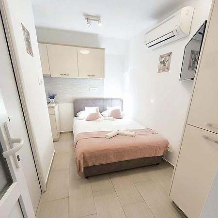 Central Apartment & Room Niko Split Dış mekan fotoğraf