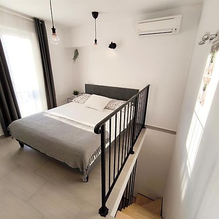 Central Apartment & Room Niko Split Dış mekan fotoğraf