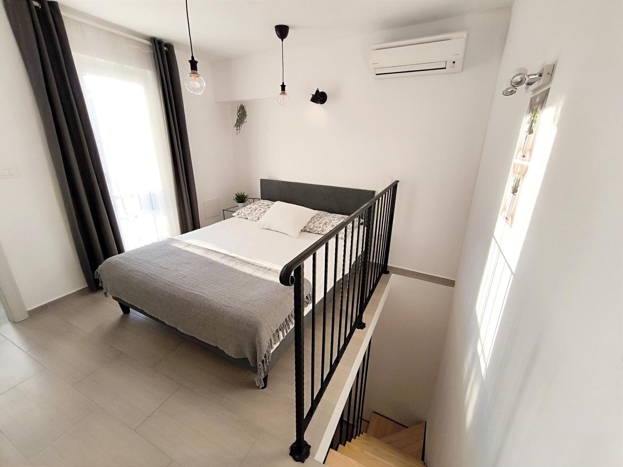 Central Apartment & Room Niko Split Dış mekan fotoğraf